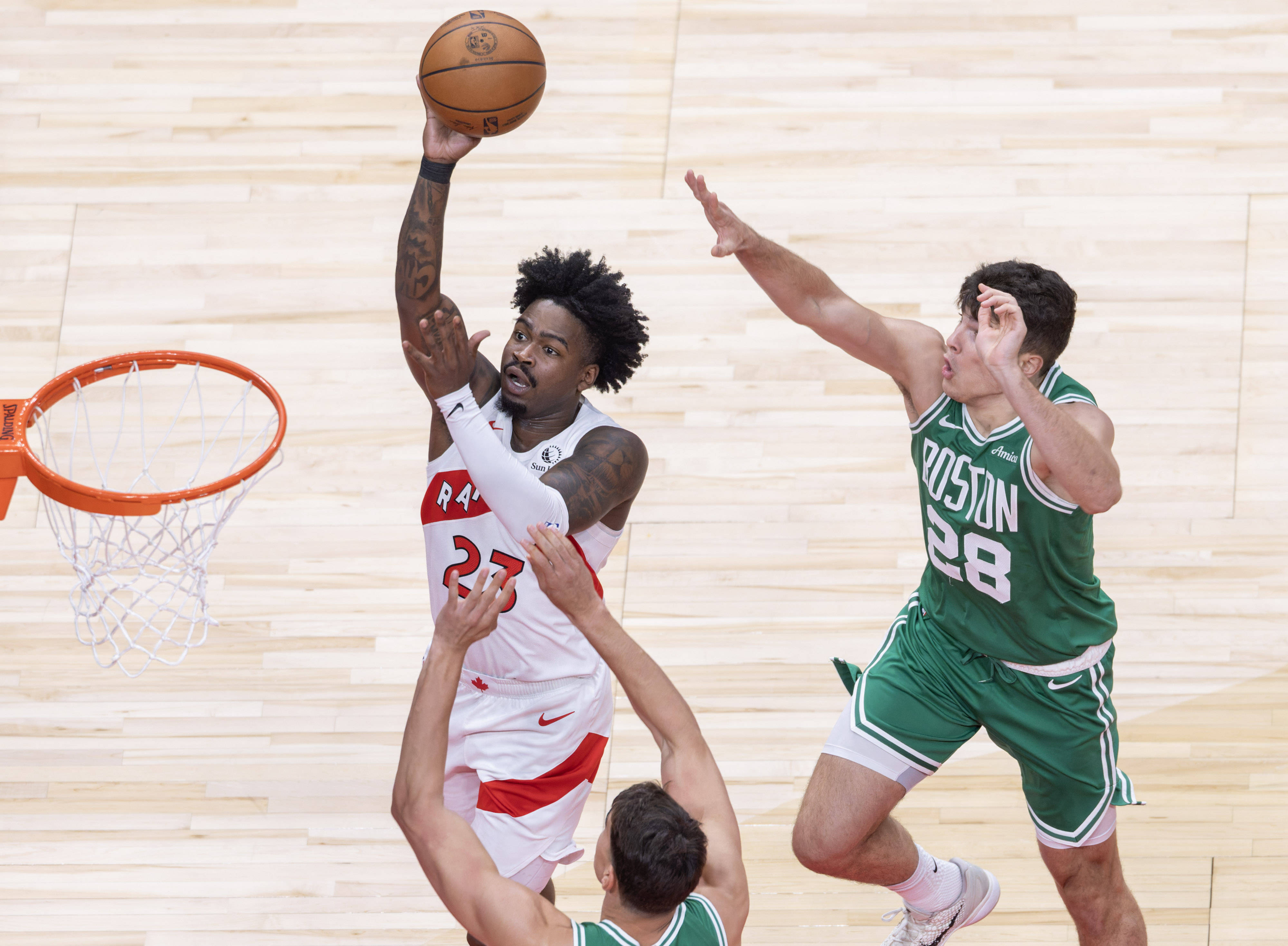 爱游戏网址-包含多伦多猛龙围绕NBA总决赛扳平良机克里夫兰骑士迎CBA常规赛关键赛，杜兰特与80激战拜仁分钟看傻球迷的词条