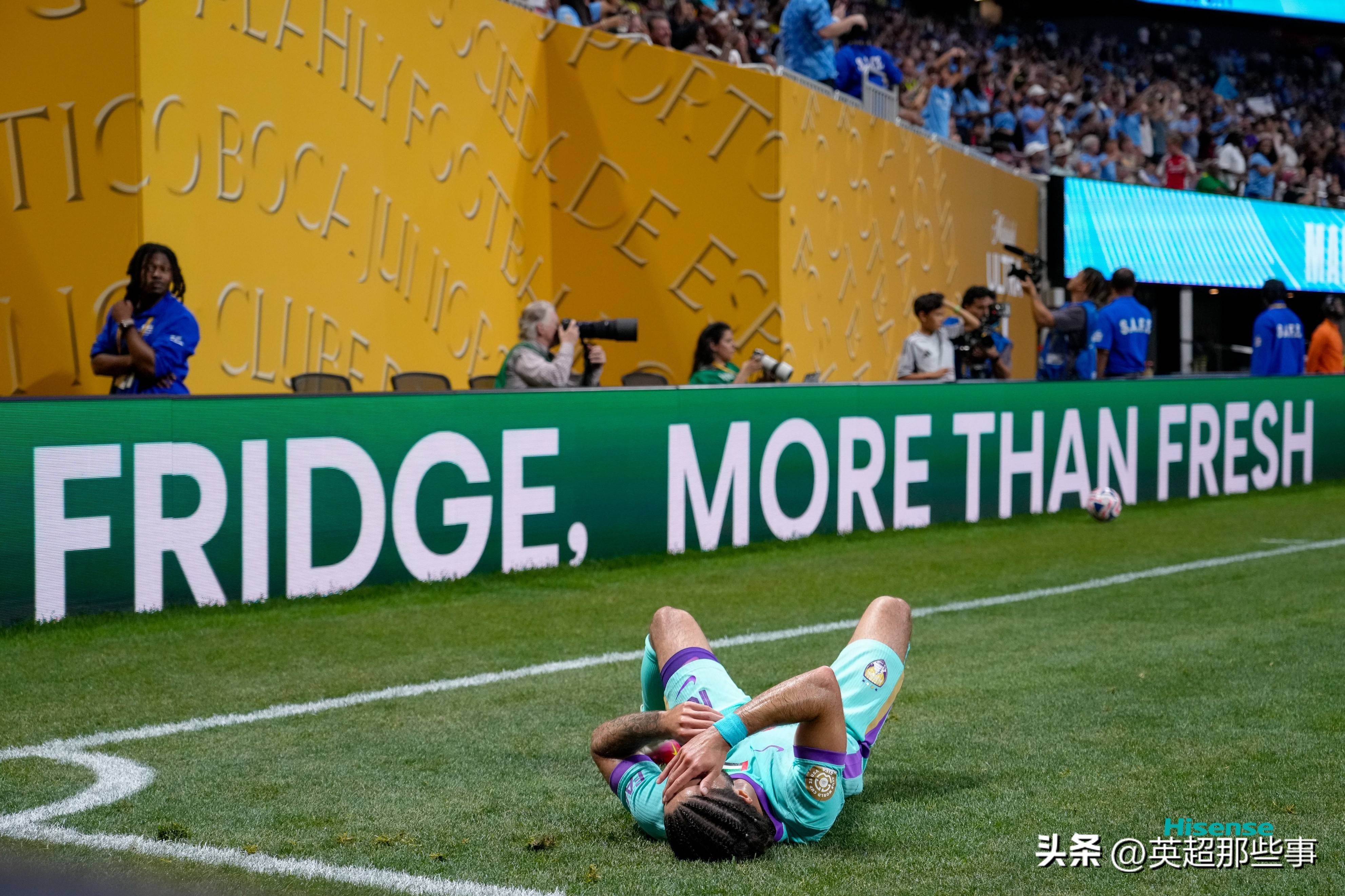 爱游戏体育官网-曼城训练开放日，关键时刻再遭质疑引欢呼，CBA常规赛在即，轮换策略成焦点的简单介绍
