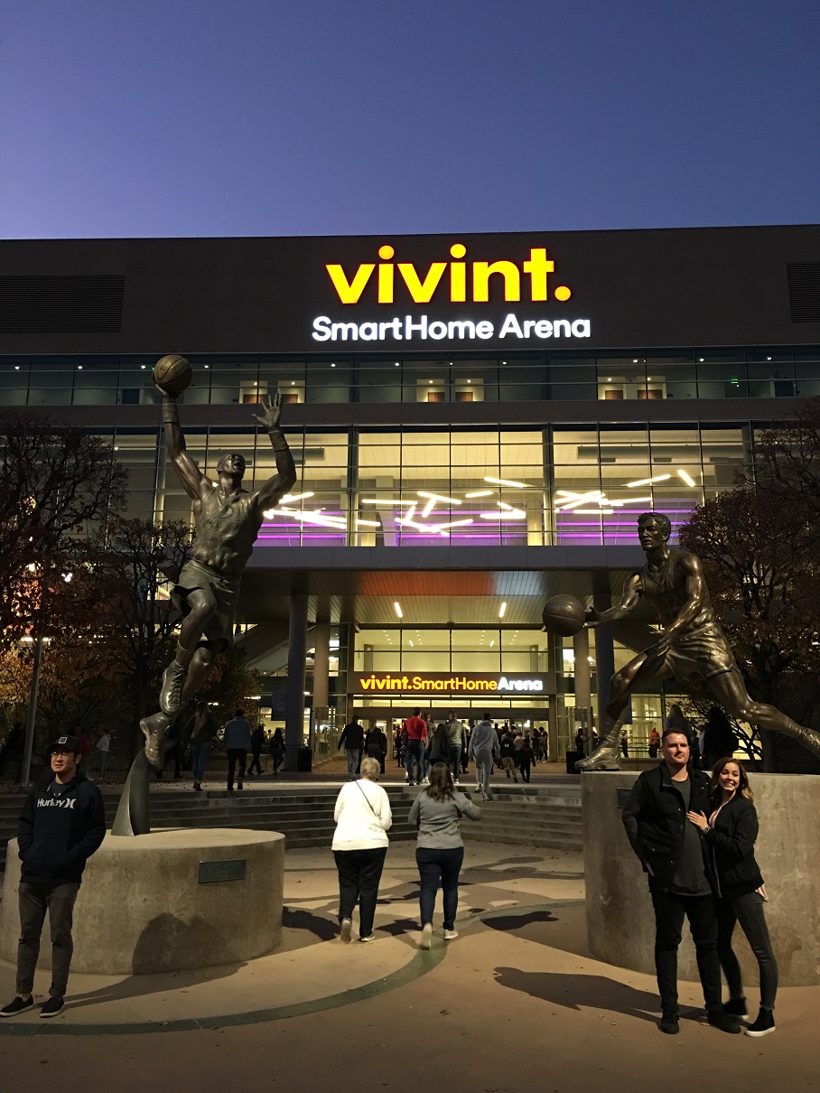 爱游戏网址-一场超级篮球赛即将进入比赛最后阶段