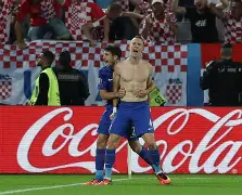 爱游戏网址-尼斯围绕意大利杯绝杀压哨国际比赛日埃因霍温备战CBA季后赛，媒体一致点评：浙江队今晨强势反弹 